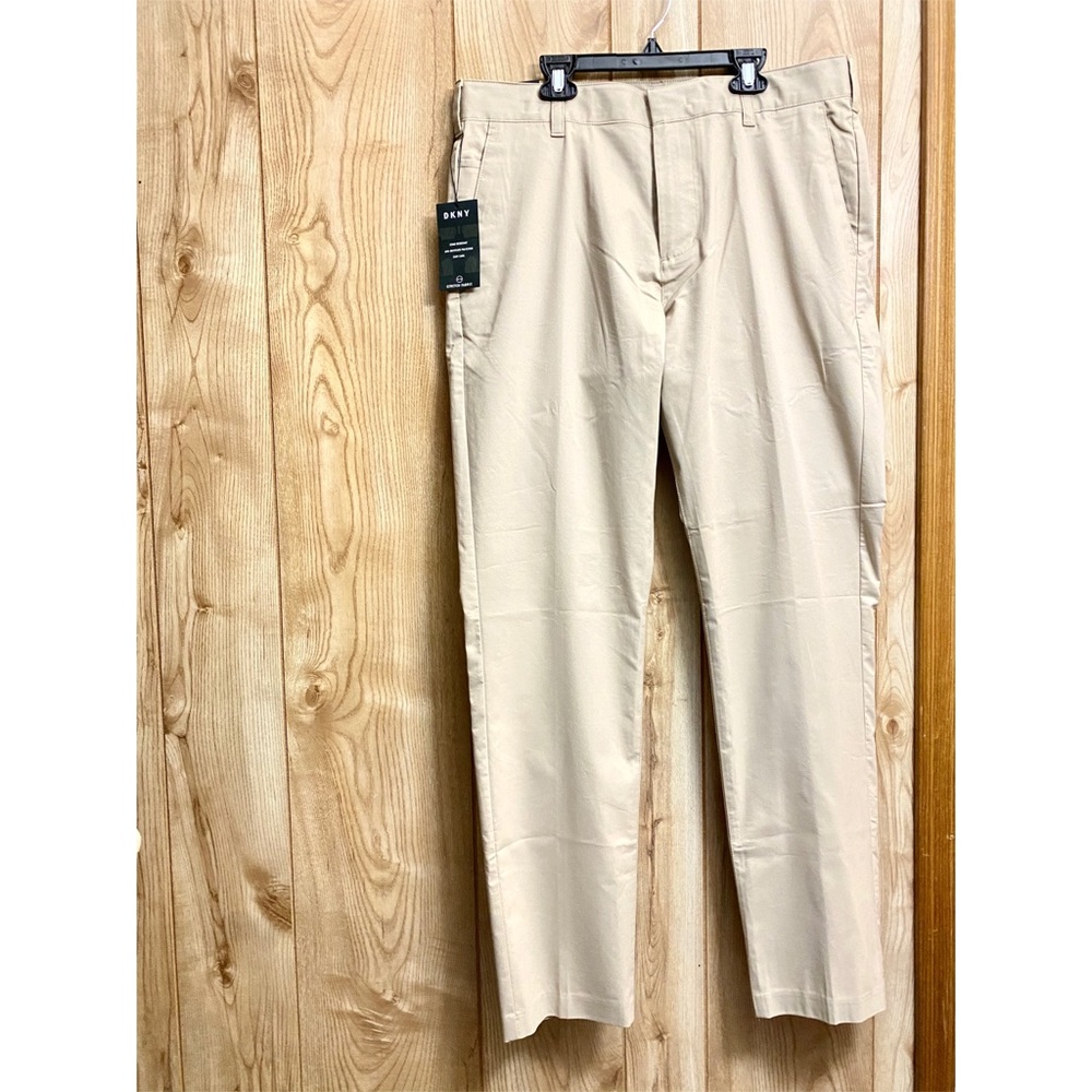 NWT DKNY Bedford Stretch Straight Leg Khaki Pants